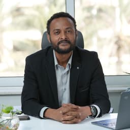 غسان علي عثمان