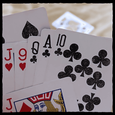 البلوت لعبة سعودية لا تموت